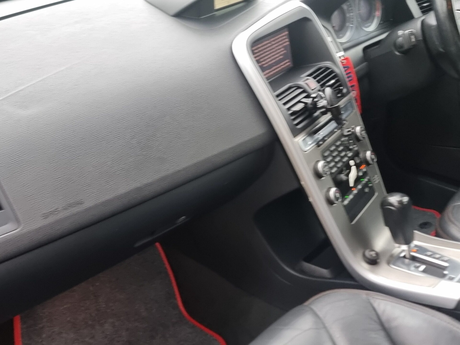 Used Volvo XC60 2009 for sale - 76961671: Photo 24