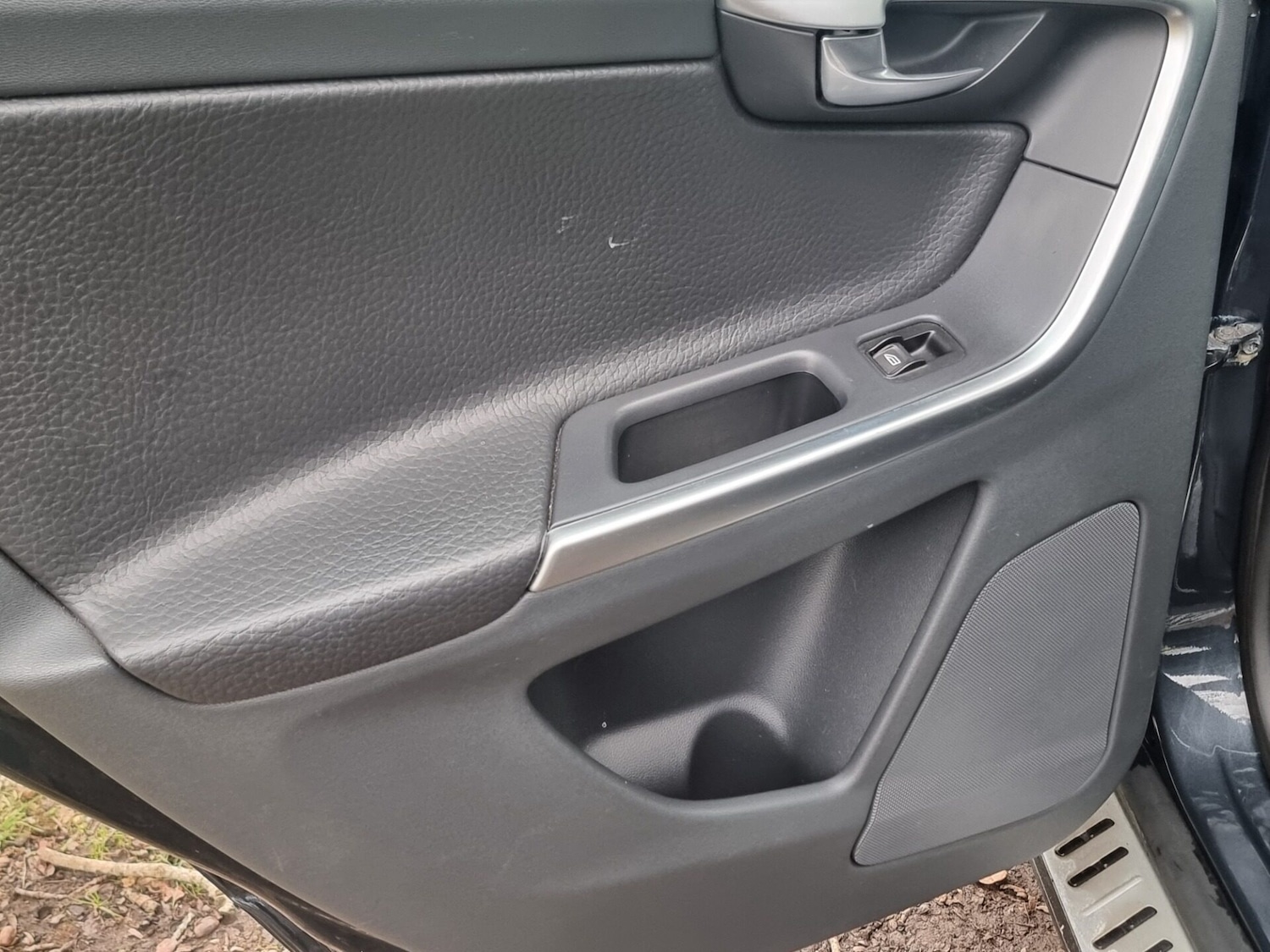 Used Volvo XC60 2009 for sale - 76961671: Photo 26