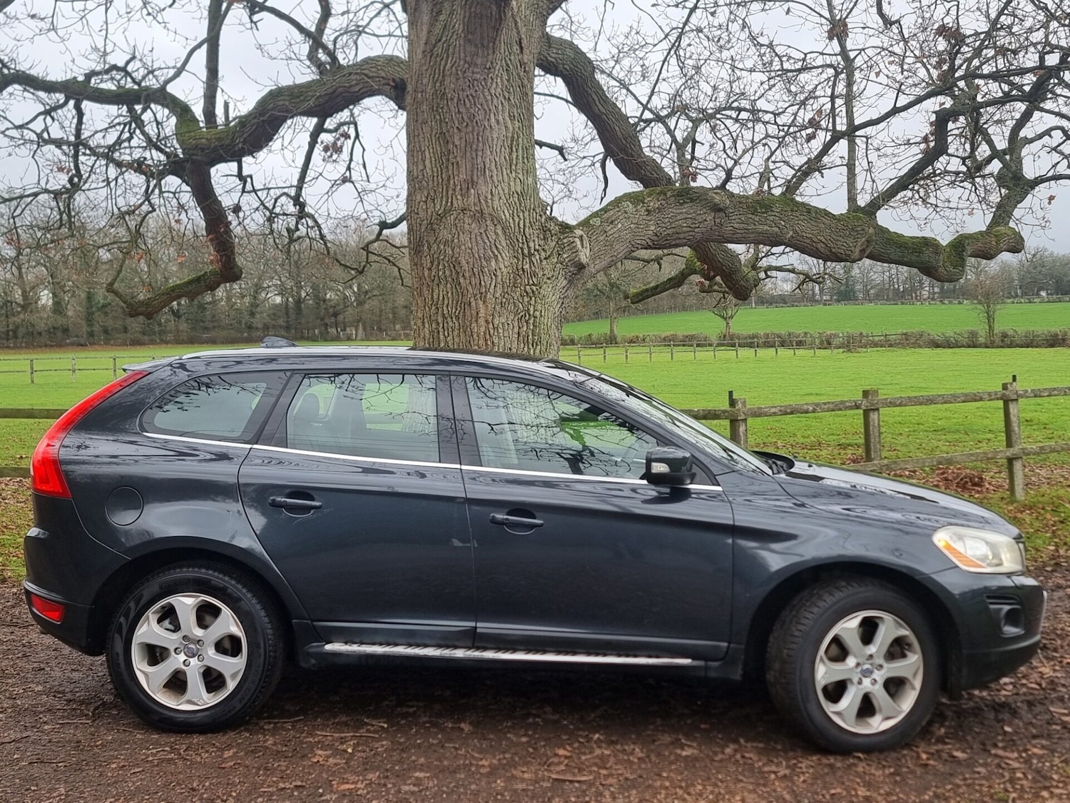 Used Volvo XC60 2009 for sale - 76961671: Photo 3