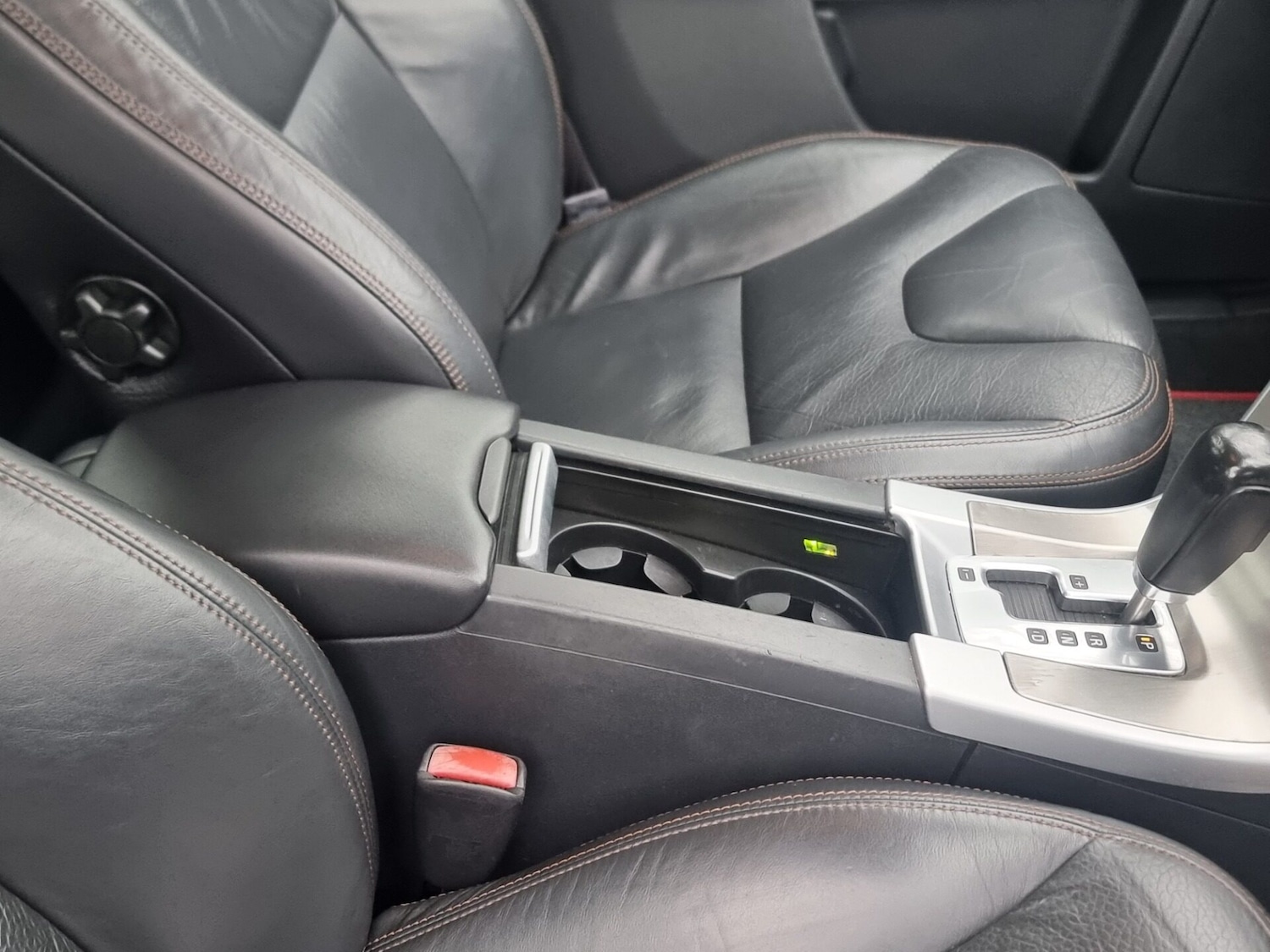 Used Volvo XC60 2009 for sale - 76961671: Photo 42