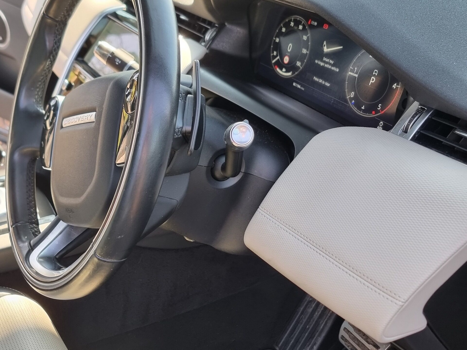 Used Land Rover Discovery Sport 2020 for sale - 77947199: Photo 23