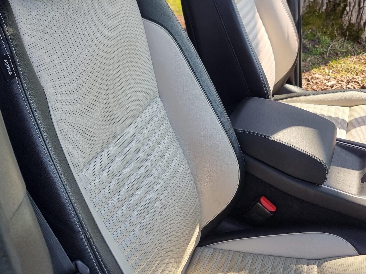 Used Land Rover Discovery Sport 2020 for sale - 77947199: Photo 26