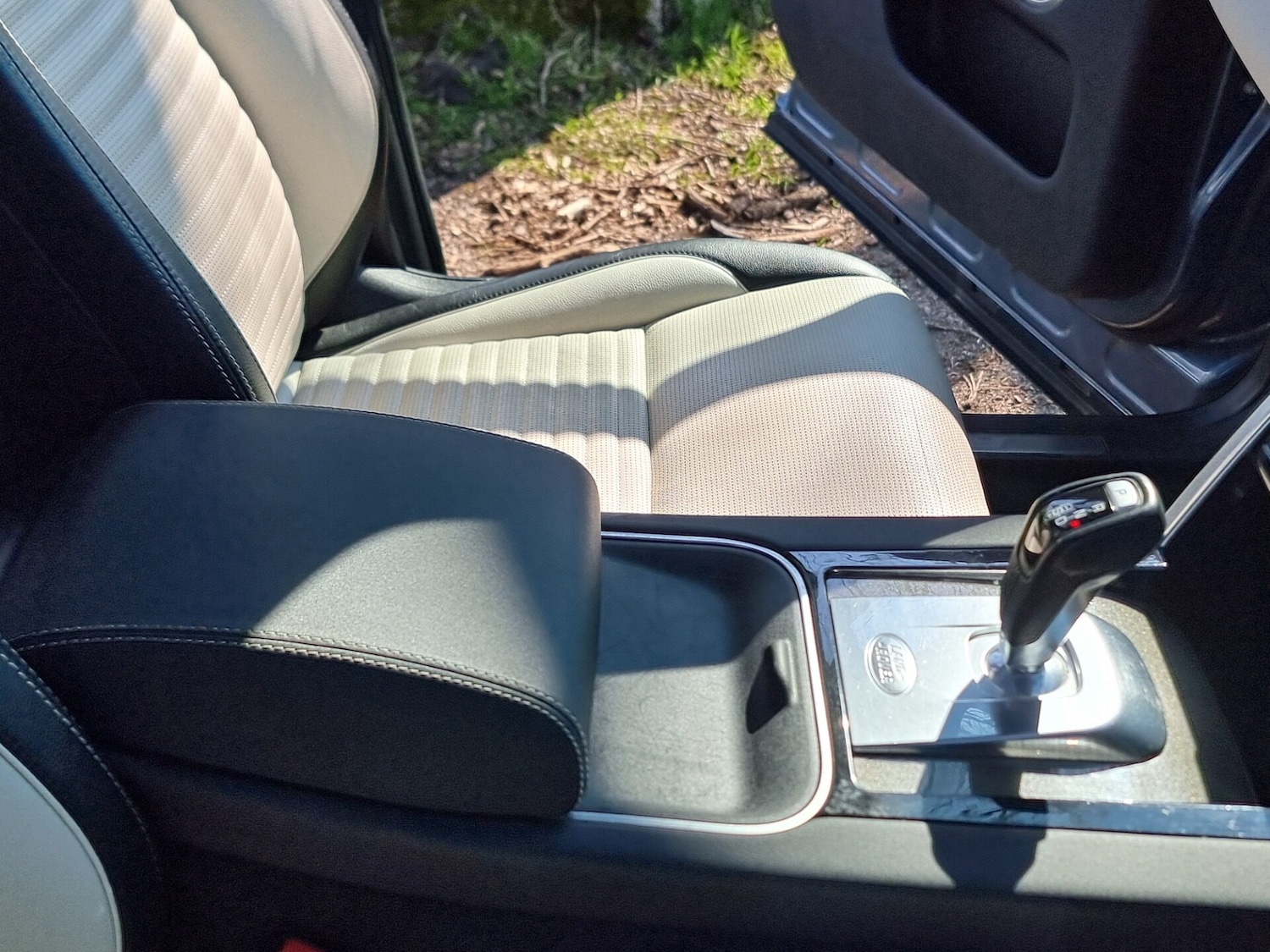 Used Land Rover Discovery Sport 2020 for sale - 77947199: Photo 28