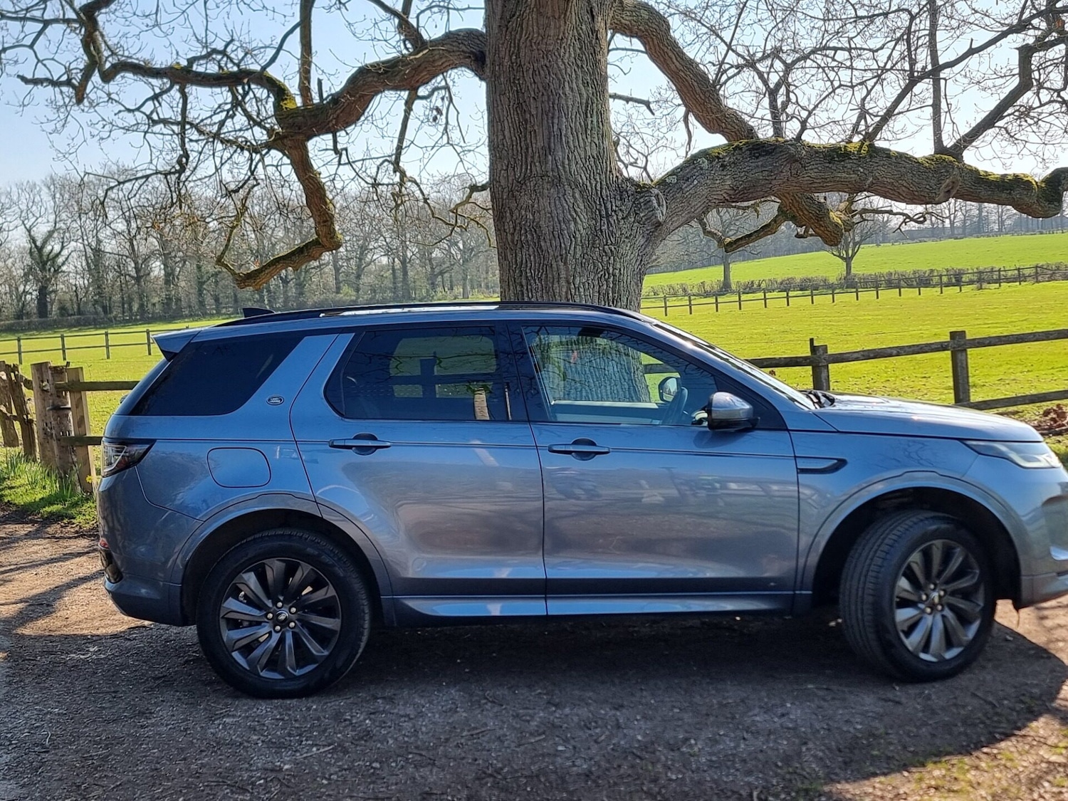 Used Land Rover Discovery Sport 2020 for sale - 77947199: Photo 3