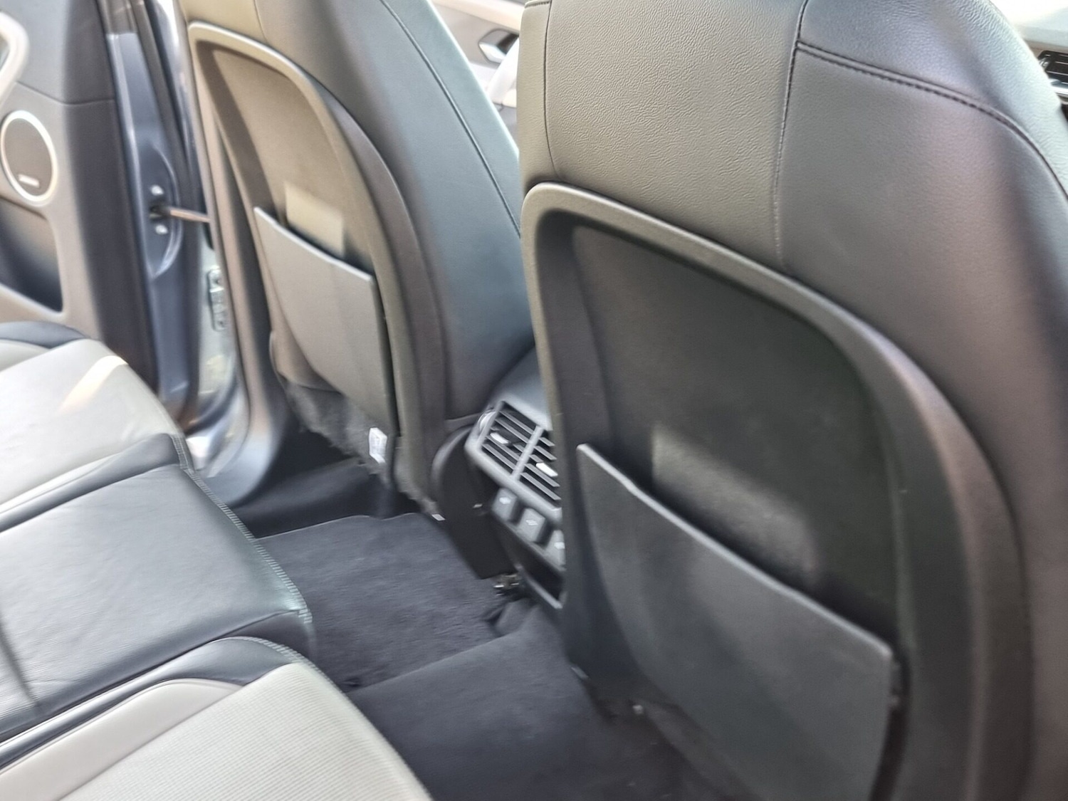 Used Land Rover Discovery Sport 2020 for sale - 77947199: Photo 36