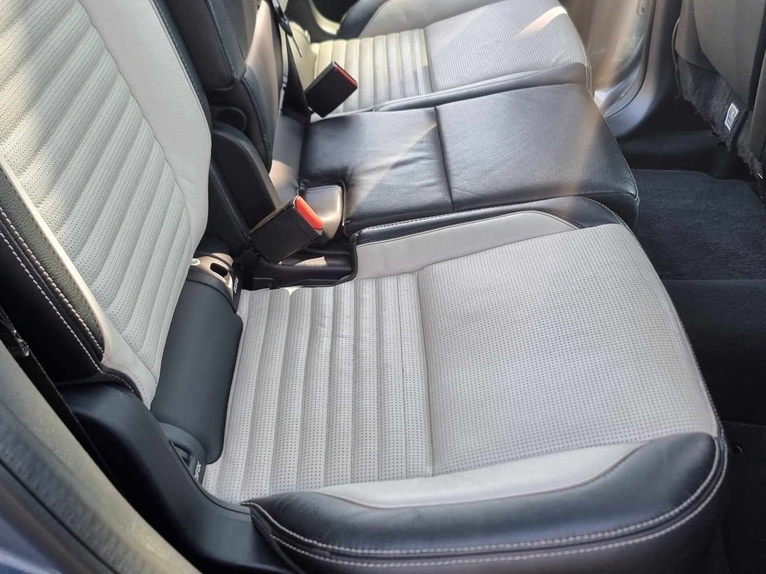 Used Land Rover Discovery Sport 2020 for sale - 77947199: Photo 37