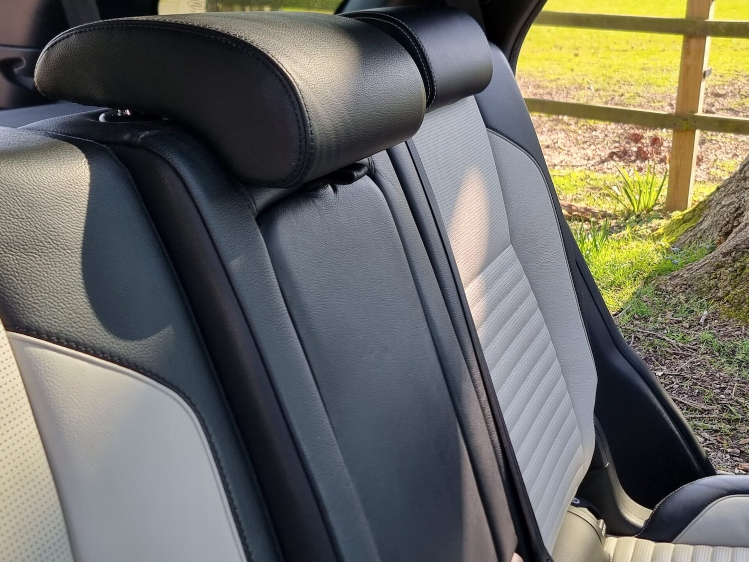 Used Land Rover Discovery Sport 2020 for sale - 77947199: Photo 39