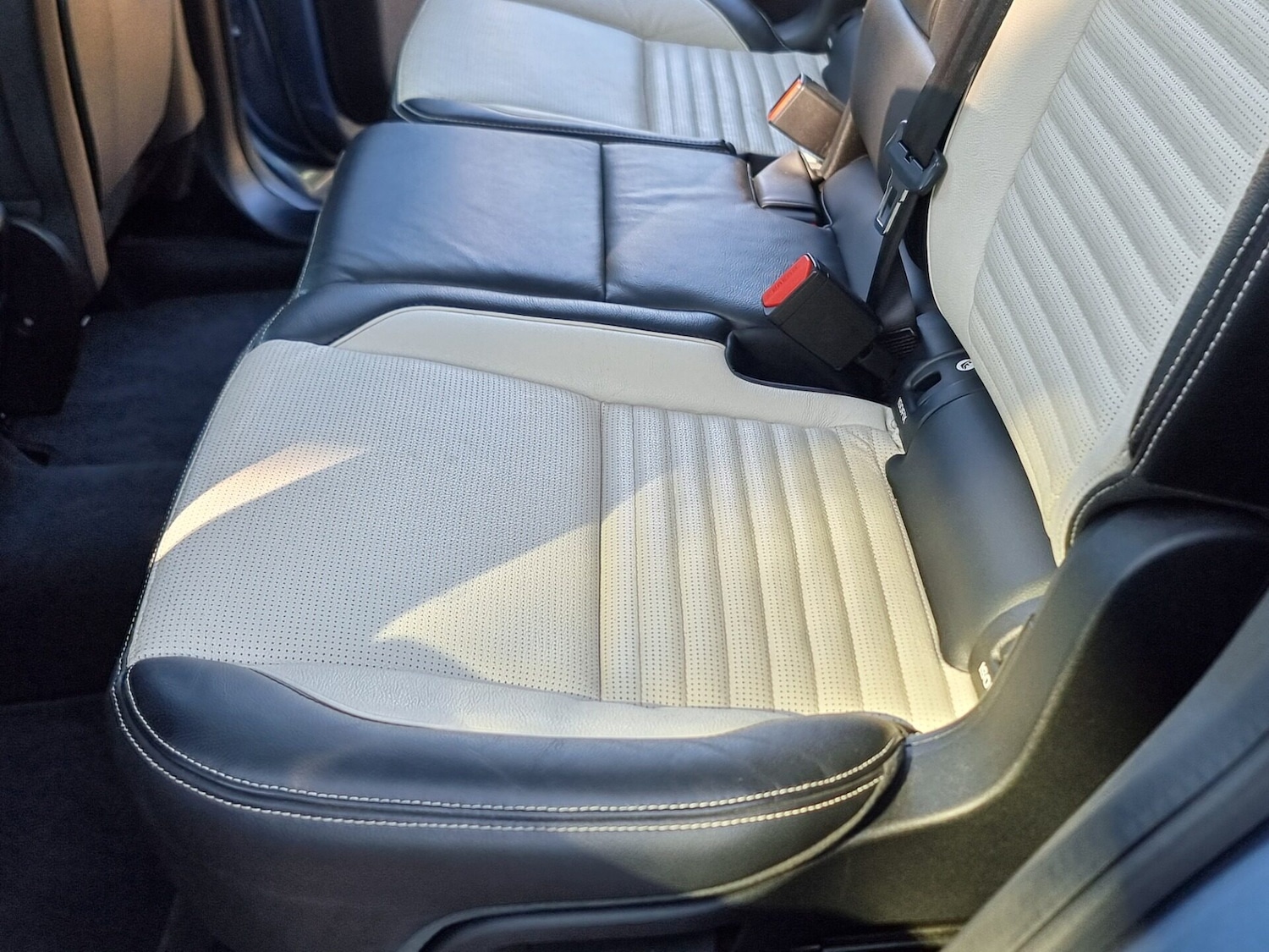 Used Land Rover Discovery Sport 2020 for sale - 77947199: Photo 43