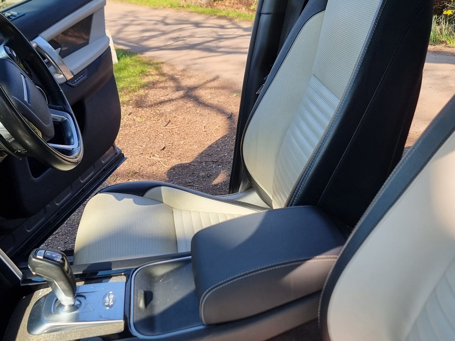 Used Land Rover Discovery Sport 2020 for sale - 77947199: Photo 52