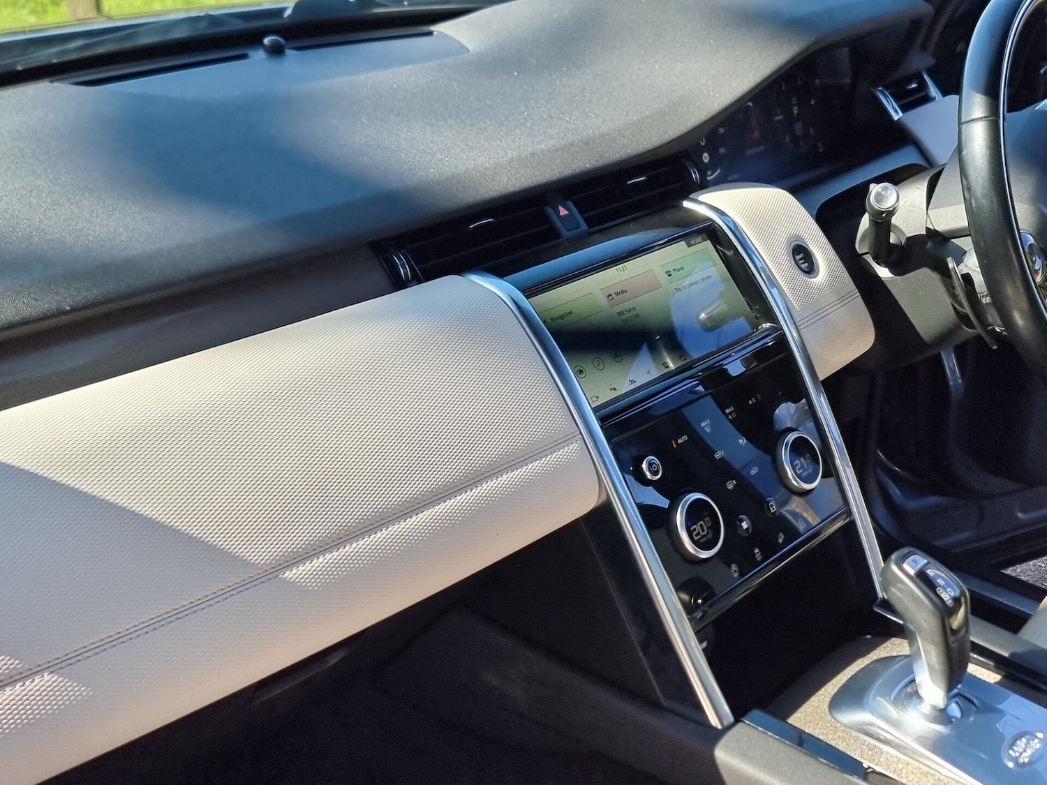 Used Land Rover Discovery Sport 2020 for sale - 77947199: Photo 53