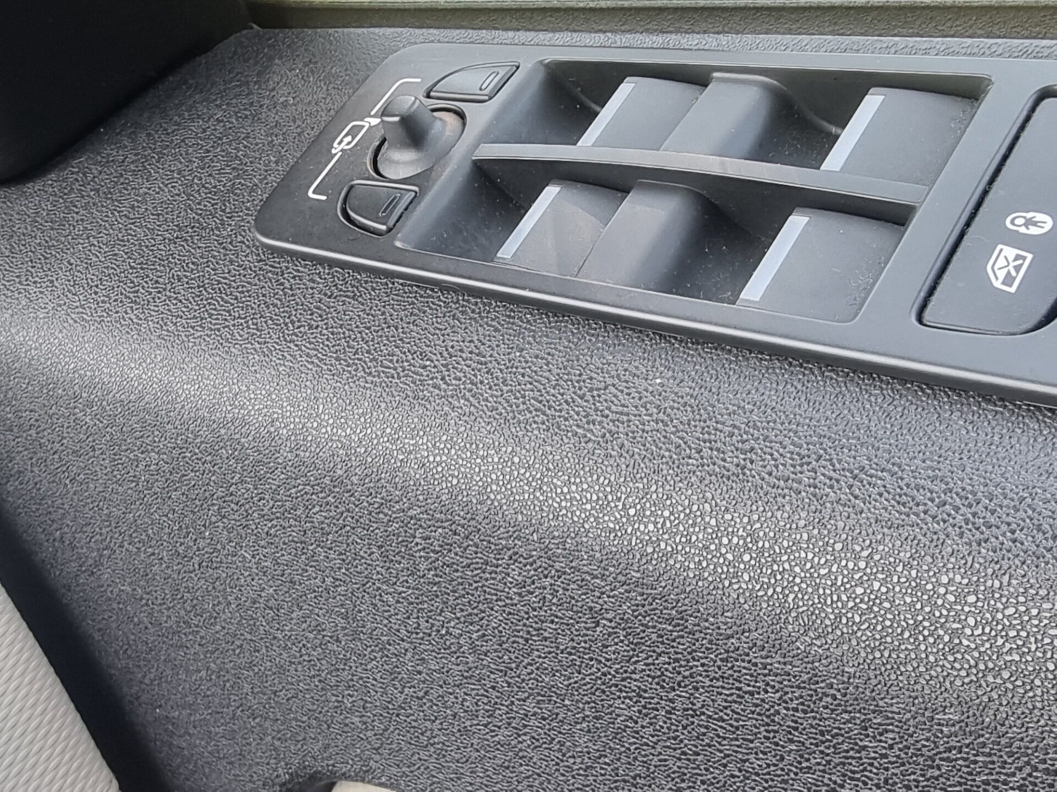 Used Land Rover Discovery Sport 2020 for sale - 77947199: Photo 57