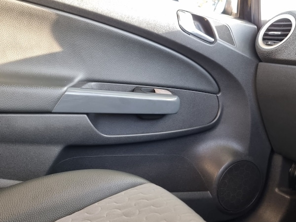 Used Vauxhall Corsa 2011 for sale - 76231418: Photo 32
