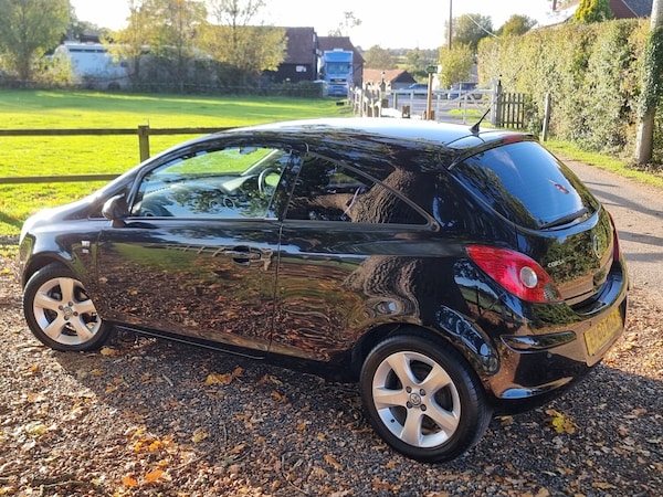 Used Vauxhall Corsa 2011 for sale - 76231418: Photo 7