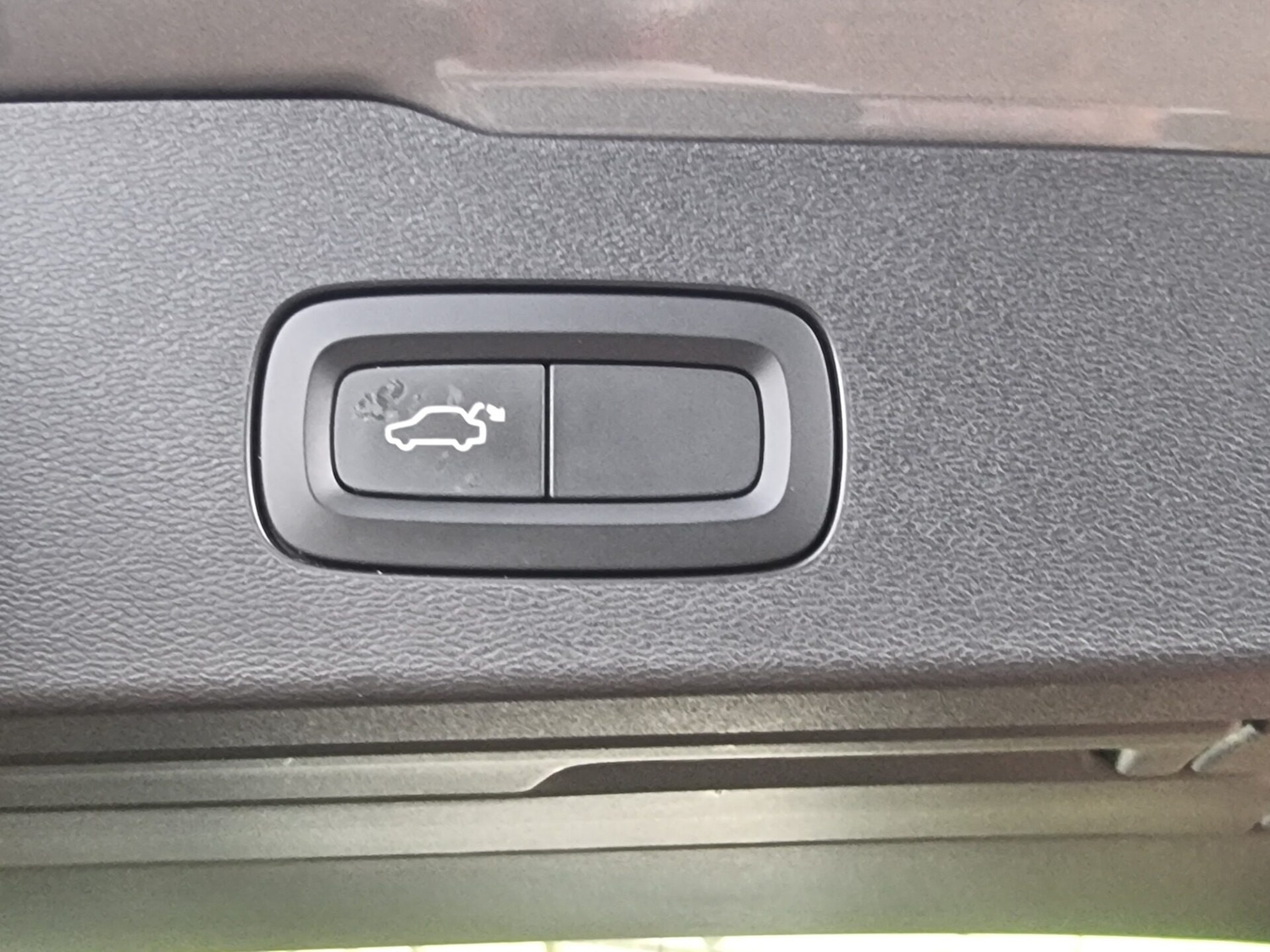 Used Volvo V60 2019 for sale - 76114093: Photo 28