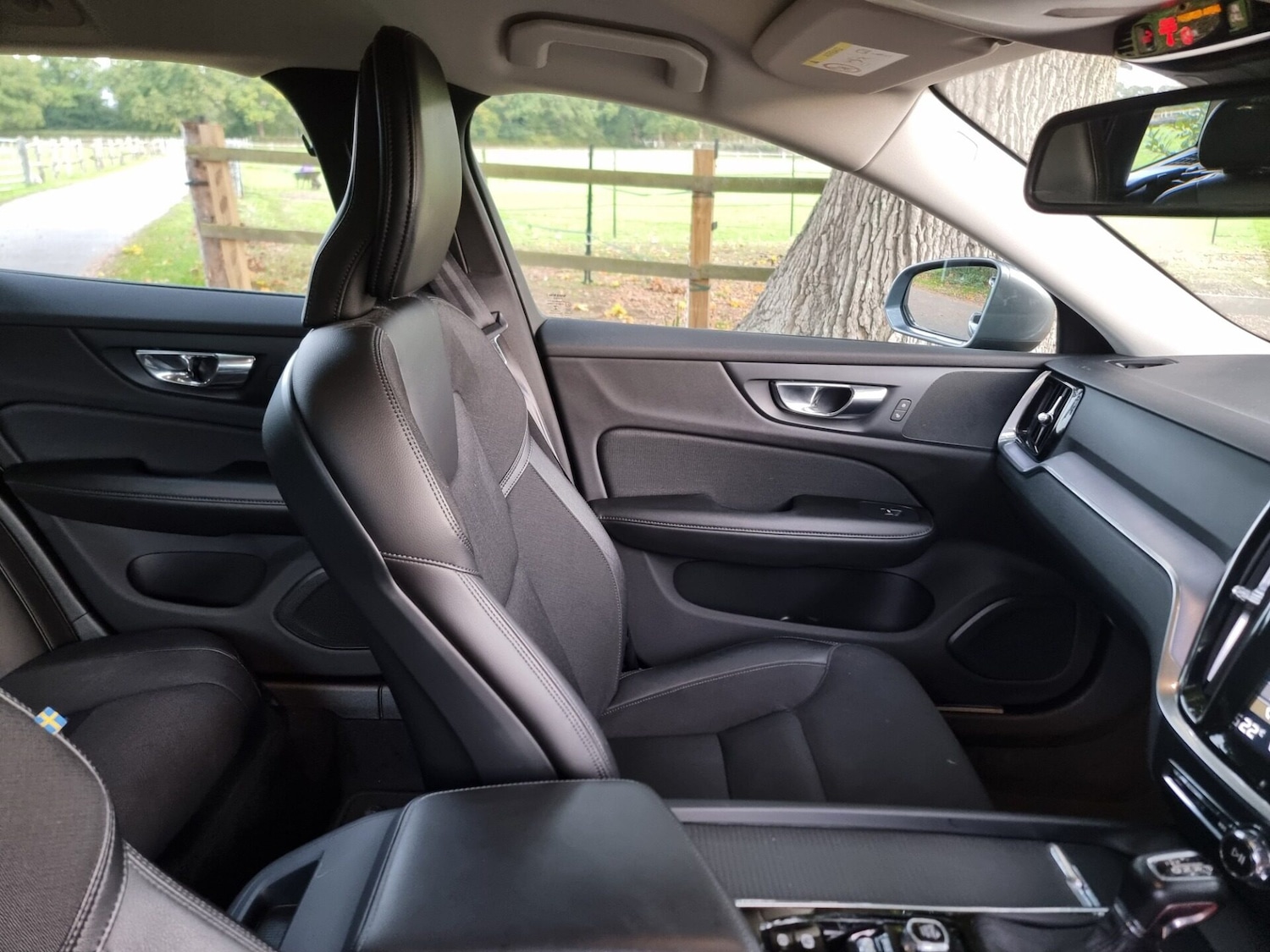 Used Volvo V60 2019 for sale - 76114093: Photo 48