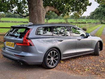 Used Volvo V60 2019 for sale - 76114093: Photo 4