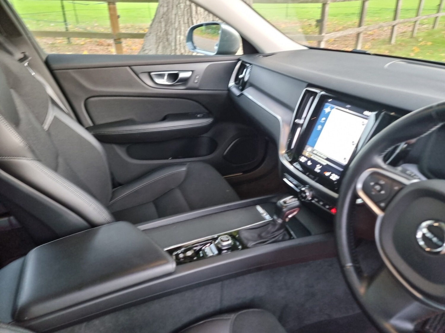 Used Volvo V60 2019 for sale - 76114093: Photo 50
