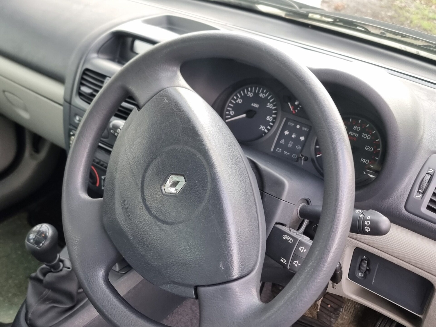 Used Renault Clio 2002 for sale - 77298554: Photo 22