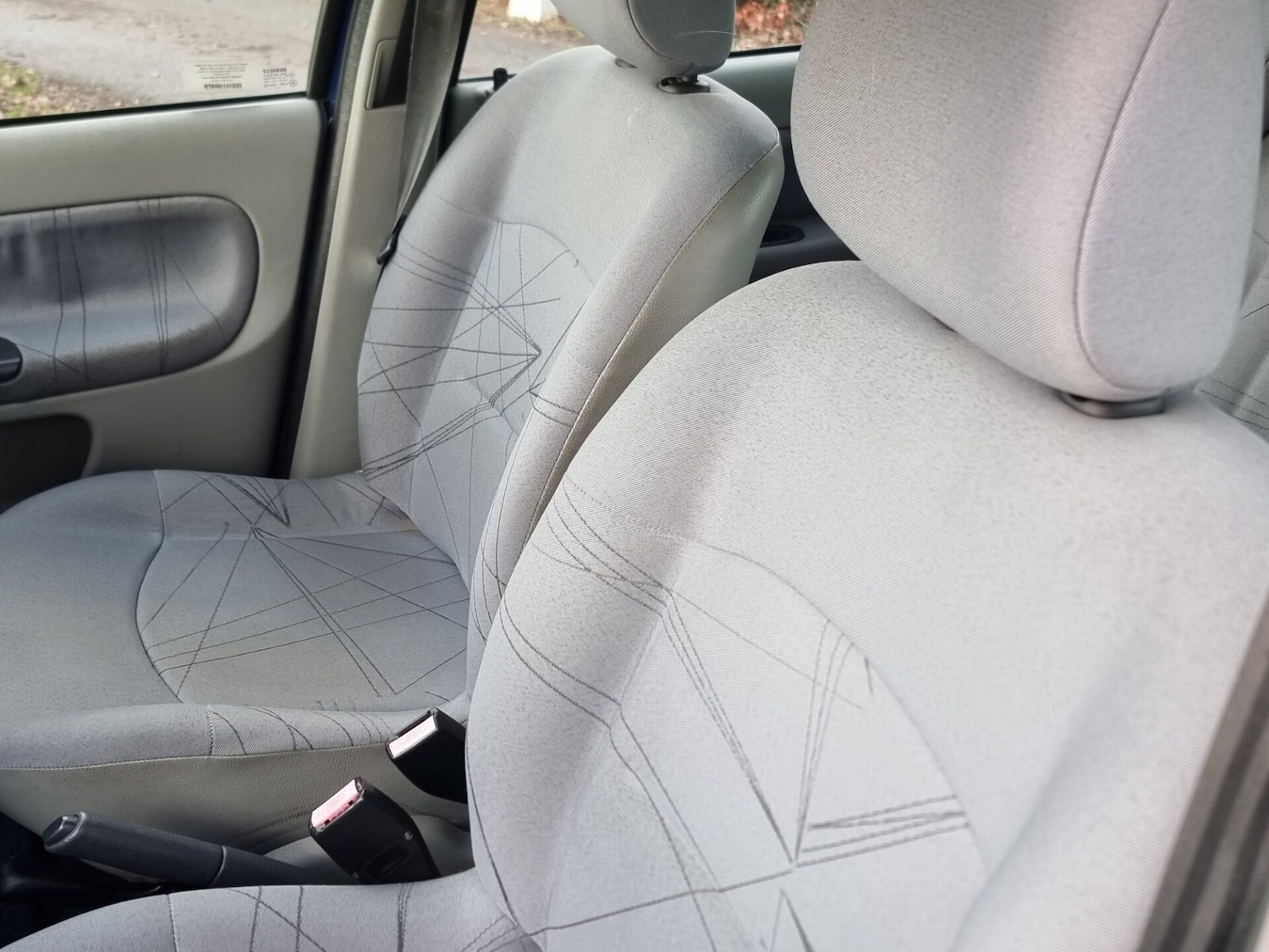 Used Renault Clio 2002 for sale - 77298554: Photo 33