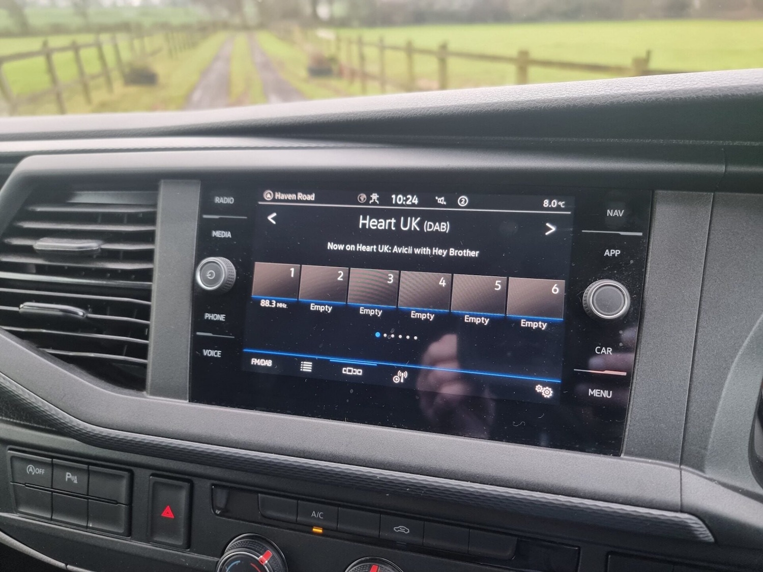 Used Volkswagen Transporter 2023 for sale - 77247482: Photo 43