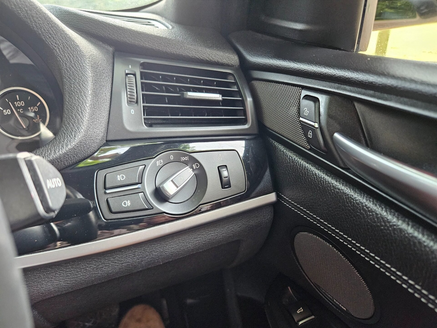 Vehicle 46