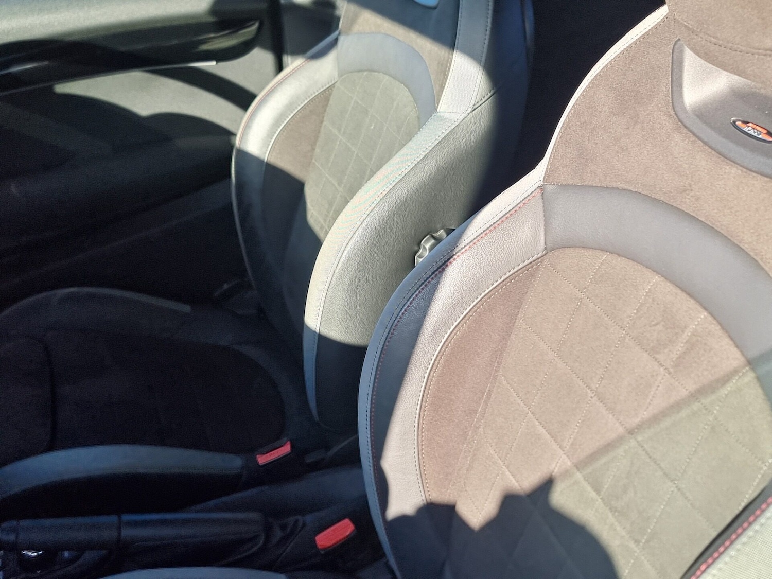 Used MINI Convertible 2021 for sale - 77055985: Photo 21