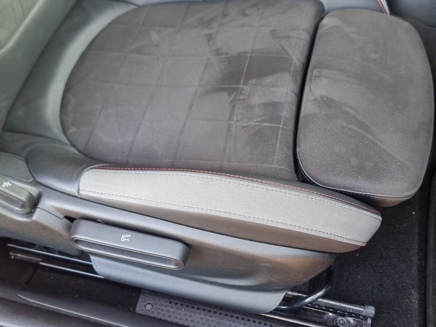 Used MINI Convertible 2021 for sale - 77055985: Photo 24