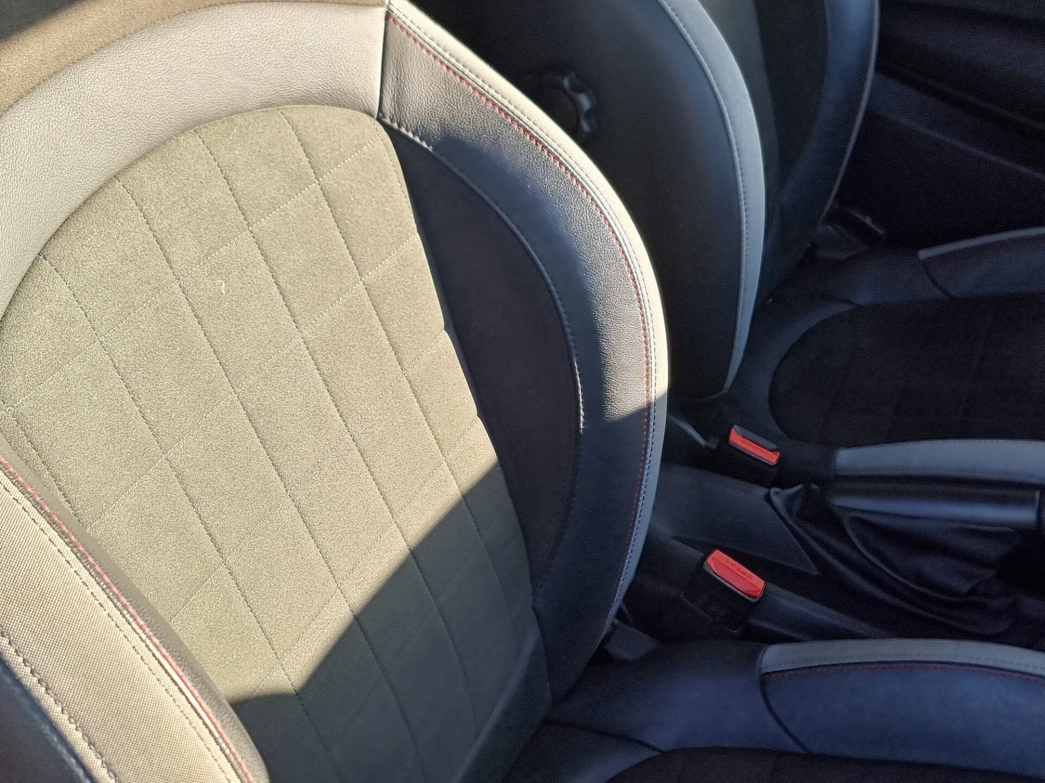 Used MINI Convertible 2021 for sale - 77055985: Photo 25