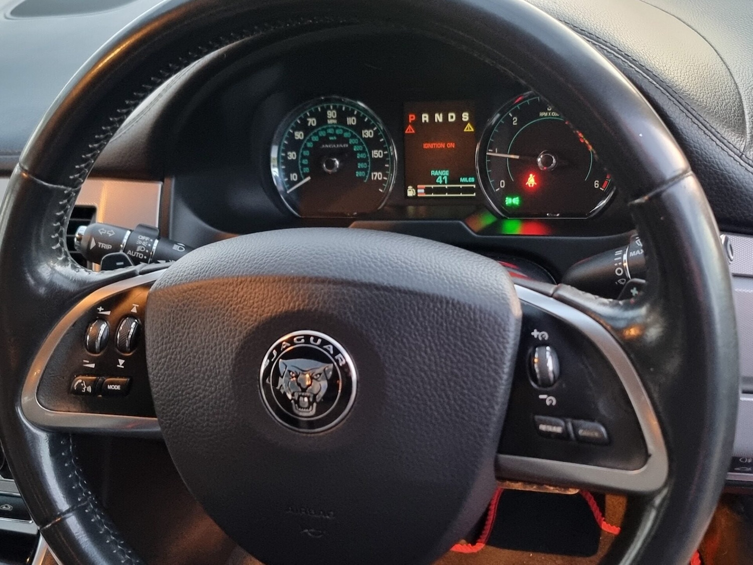 Used Jaguar XF 2014 for sale - 77961790: Photo 25