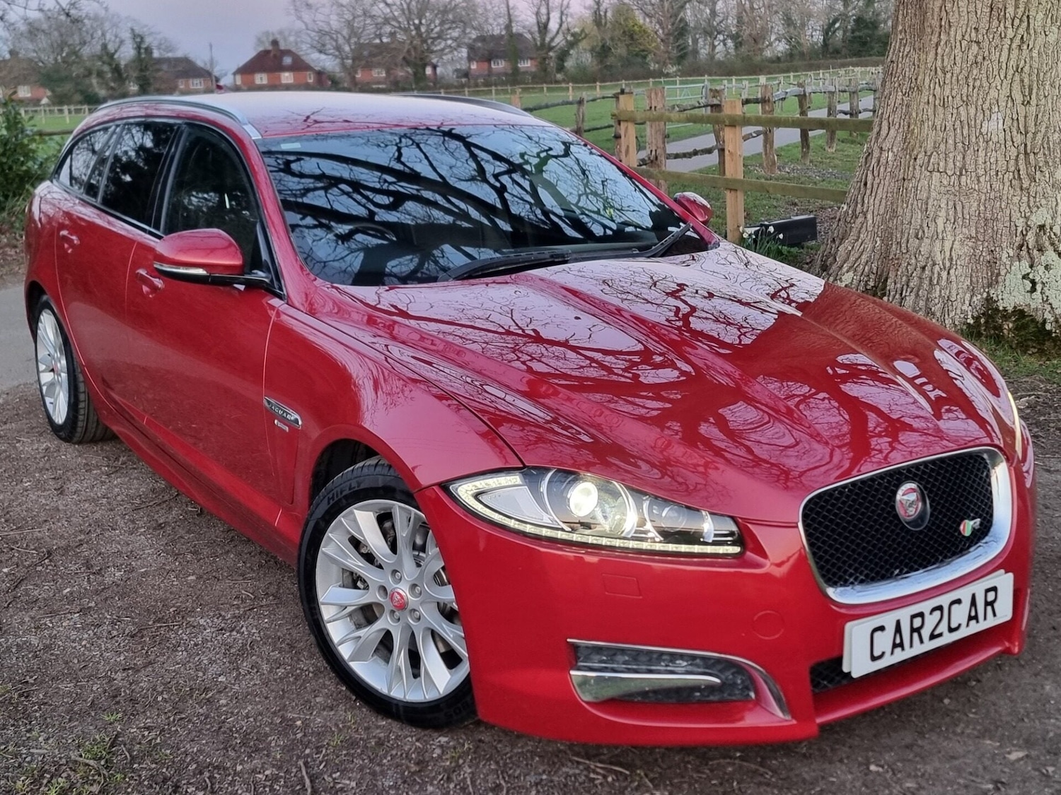 Used Jaguar XF 2014 for sale - 77961790: Photo 3