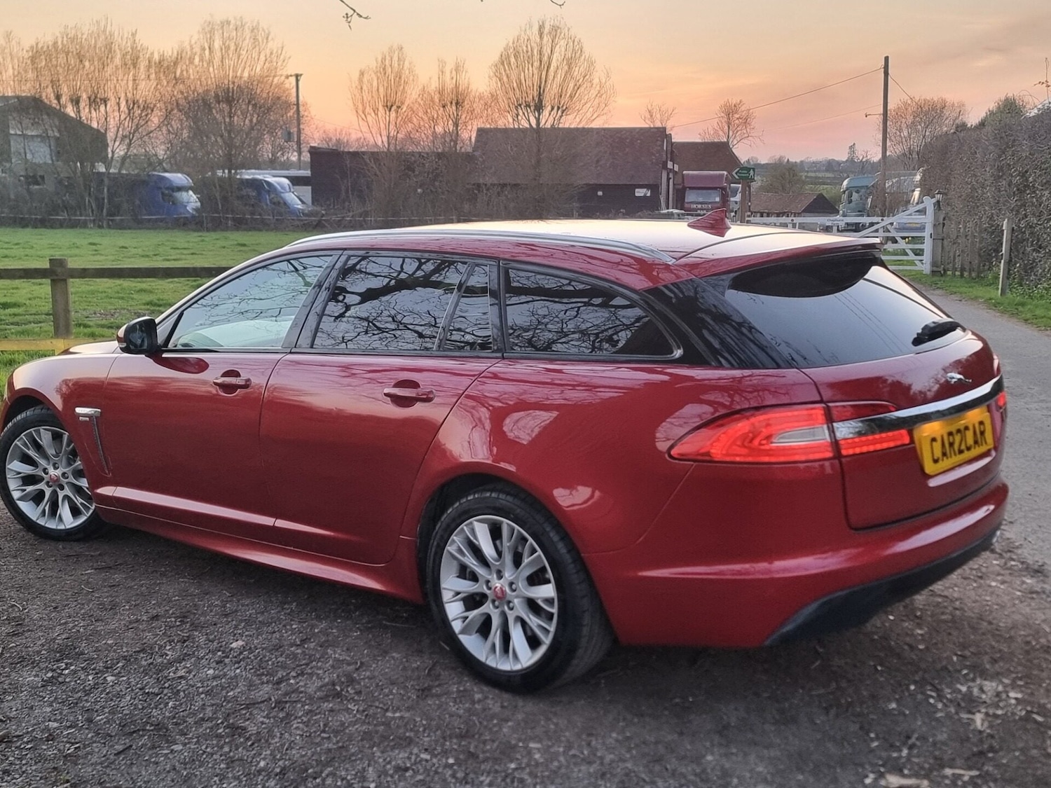 Used Jaguar XF 2014 for sale - 77961790: Photo 9