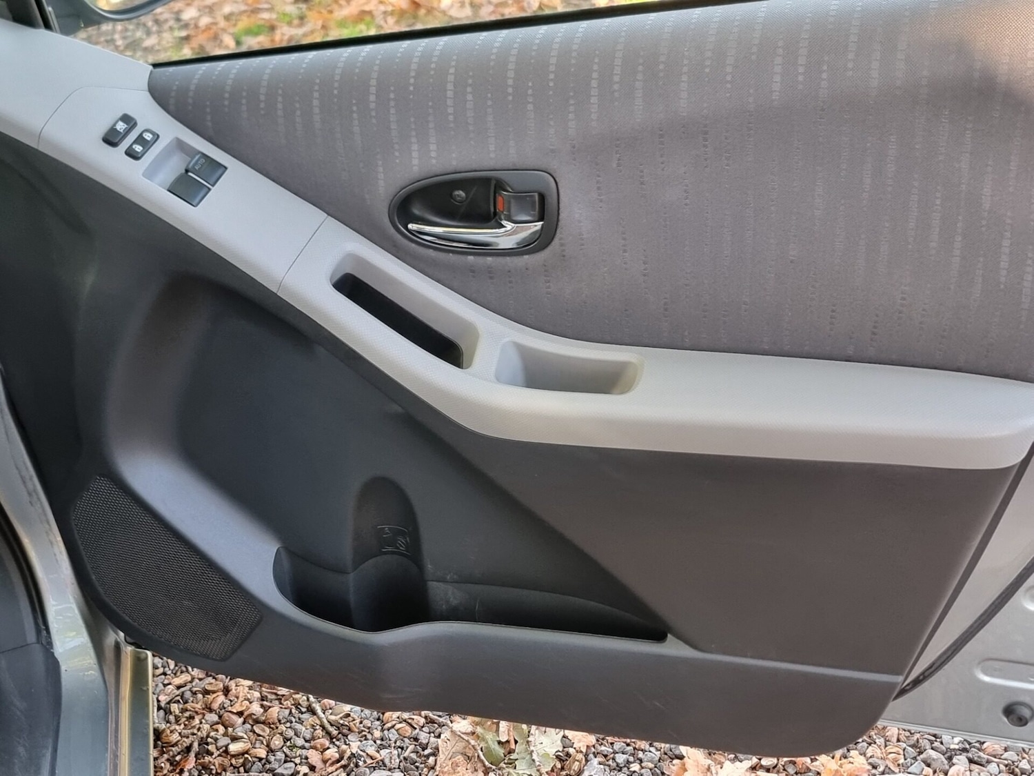 Used Toyota Yaris 2009 for sale - 76365761: Photo 22