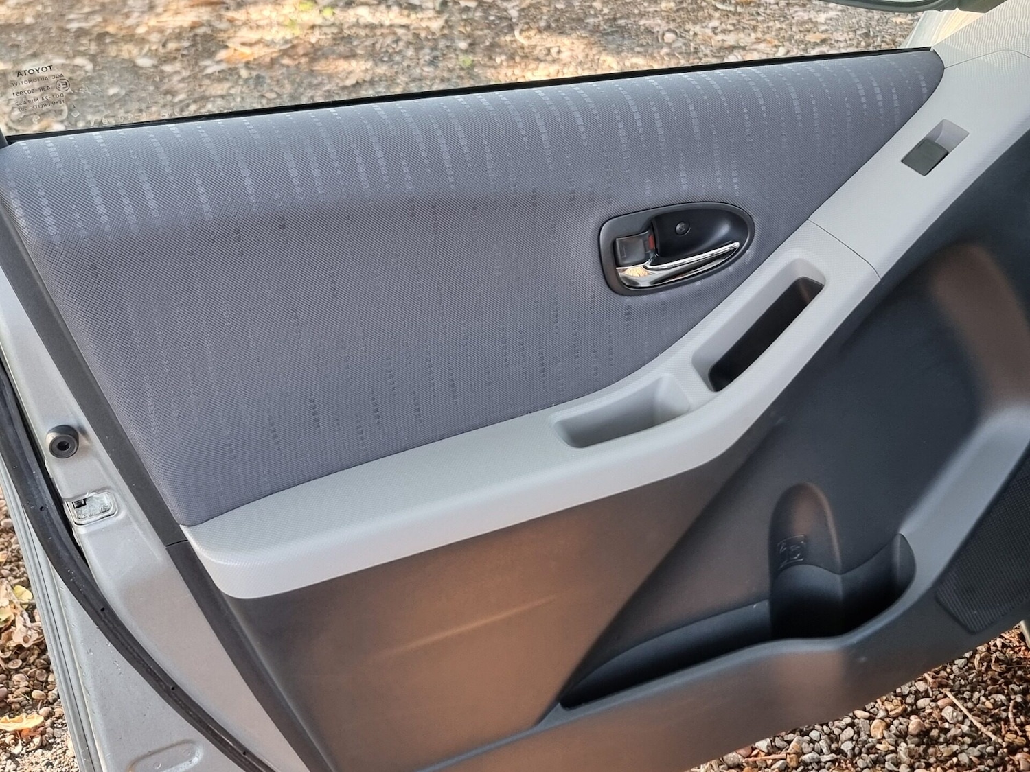 Used Toyota Yaris 2009 for sale - 76365761: Photo 35