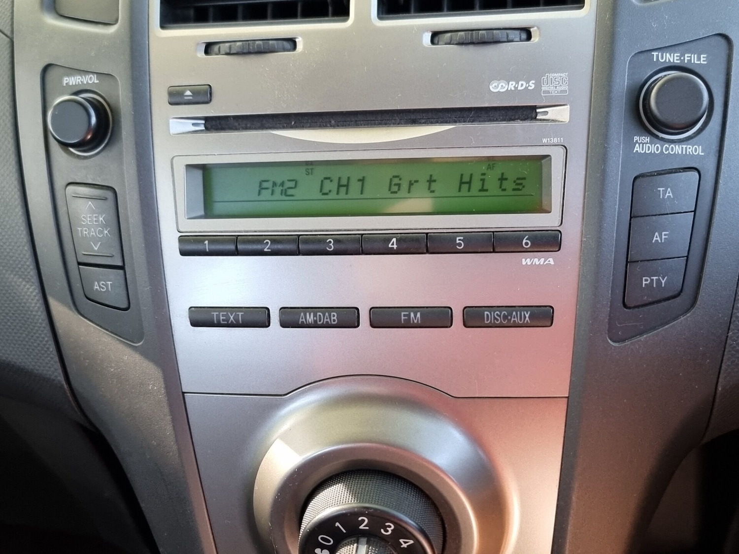 Used Toyota Yaris 2009 for sale - 76365761: Photo 42