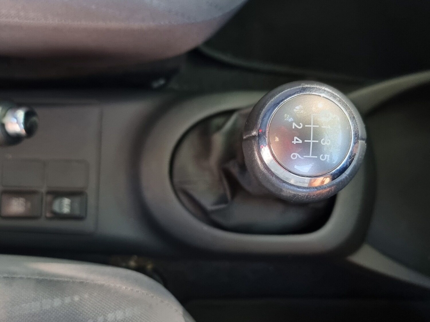 Used Toyota Yaris 2009 for sale - 76365761: Photo 46