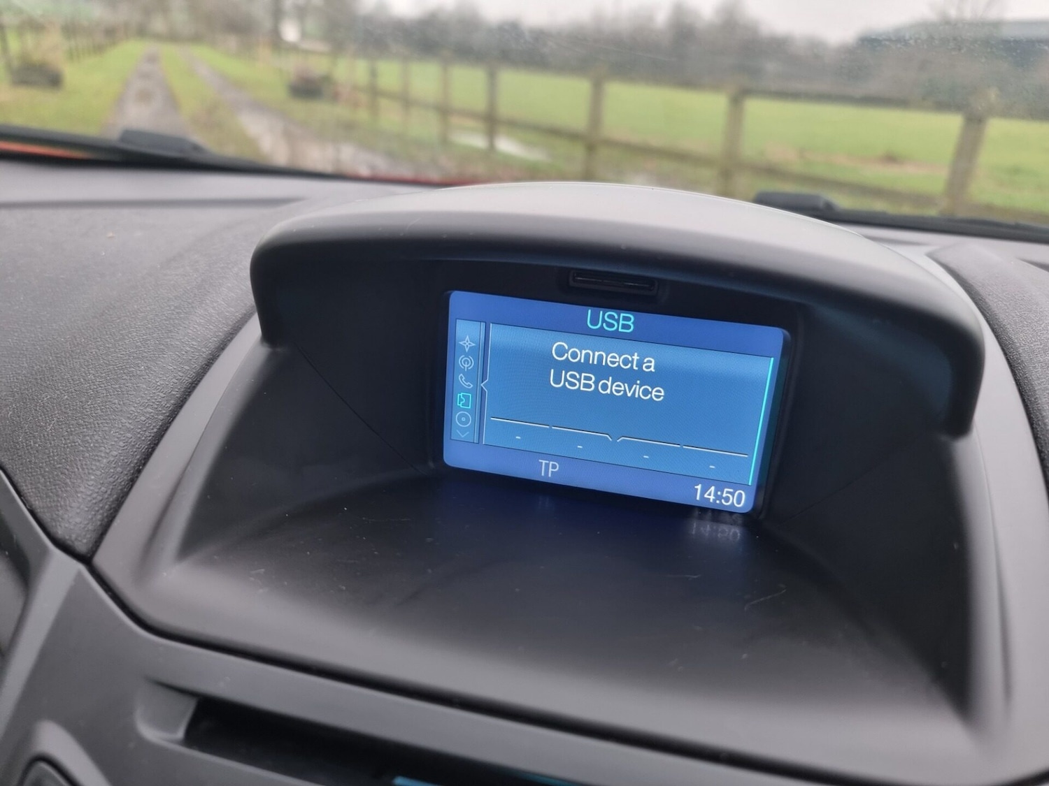 Used Ford Fiesta 2017 for sale - 77435956: Photo 43