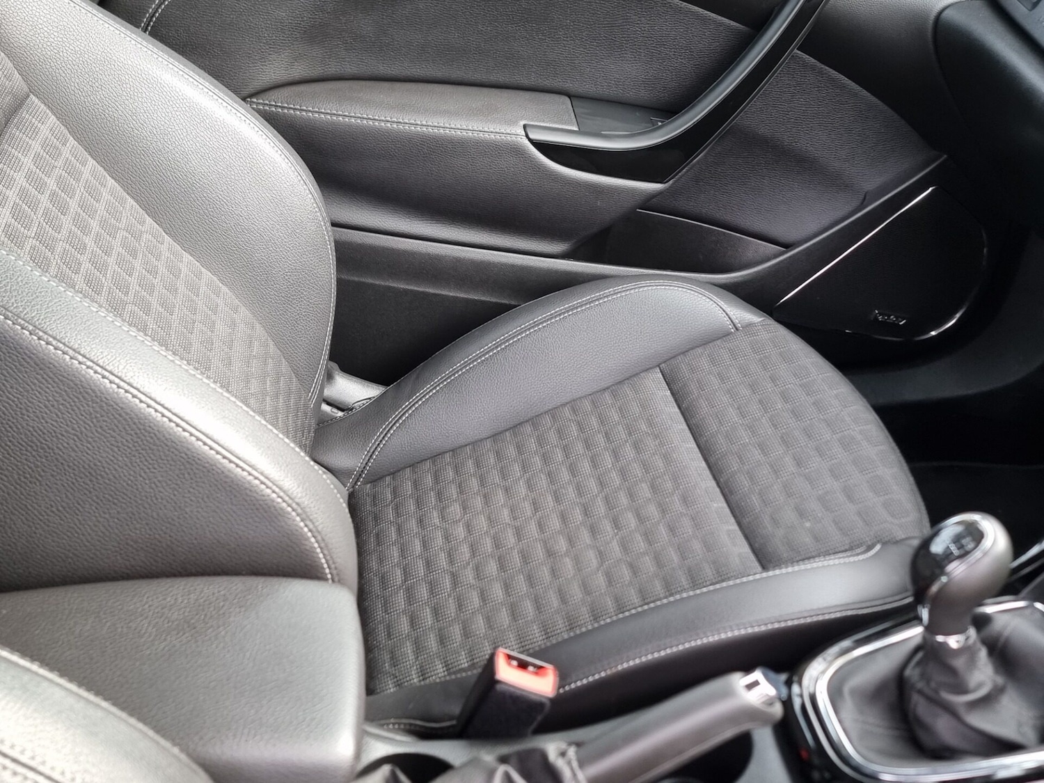 Used Vauxhall Astra GTC 2017 for sale - 77989533: Photo 23