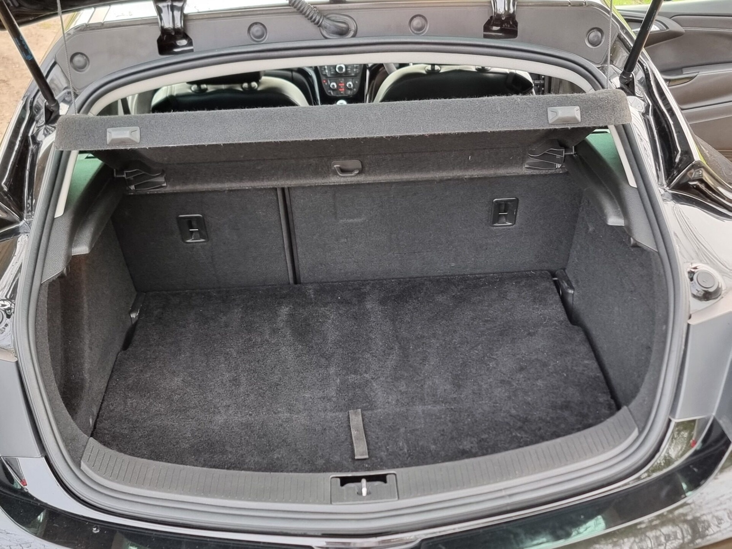 Used Vauxhall Astra GTC 2017 for sale - 77989533: Photo 26