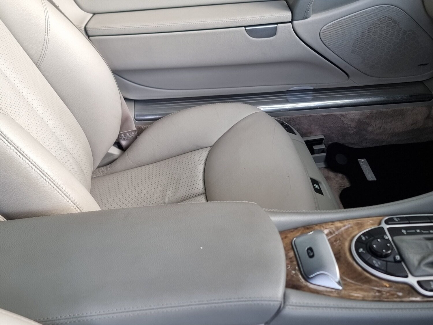 Used Mercedes-Benz S Class 2007 for sale - 77844852: Photo 34