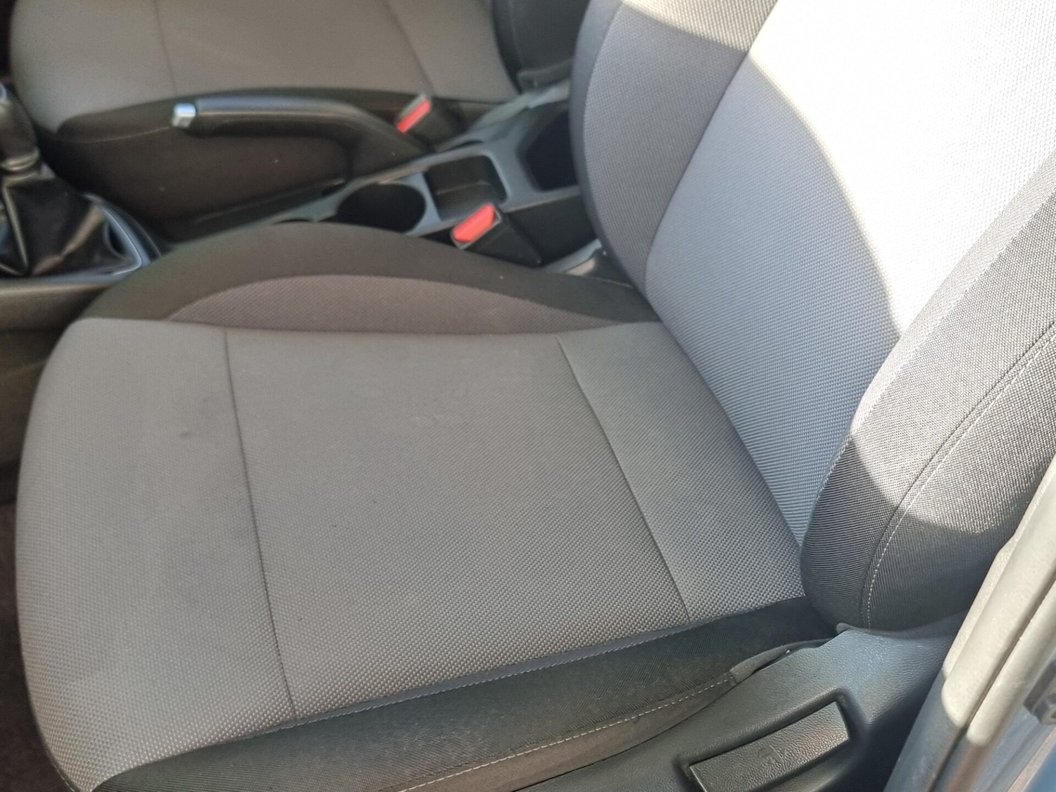 Used Hyundai i20 2018 for sale - 76016899: Photo 19