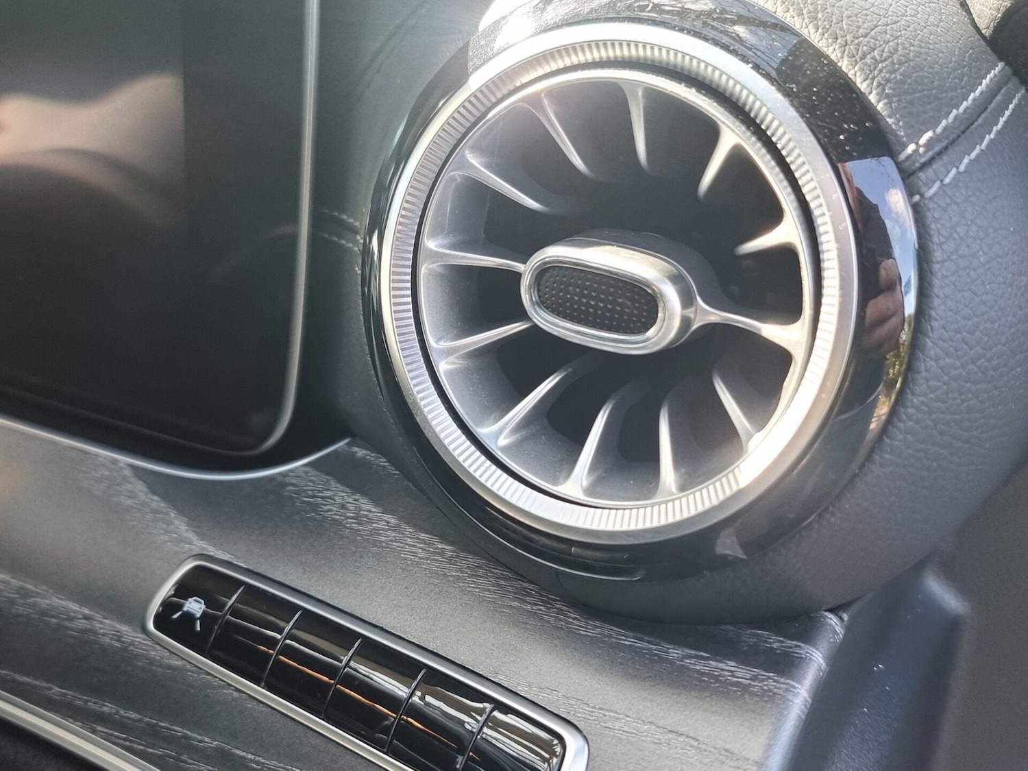 Used Mercedes-Benz CLS 2019 for sale - 78054353: Photo 30