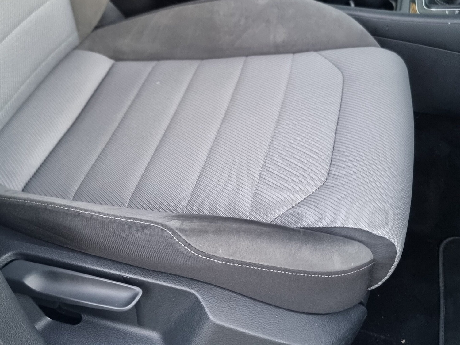 Used Volkswagen Golf 2016 for sale - 77945554: Photo 20