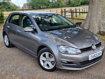 Used Volkswagen Golf 2017 for sale - 79234229: Photo