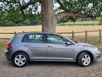 Used Volkswagen Golf 2017 for sale - 79234229: Photo