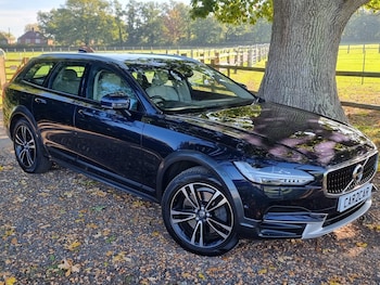 Used Volvo V90 2017 for sale - 76114092: Photo 2