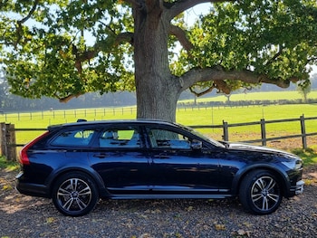 Used Volvo V90 2017 for sale - 76114092: Photo 3