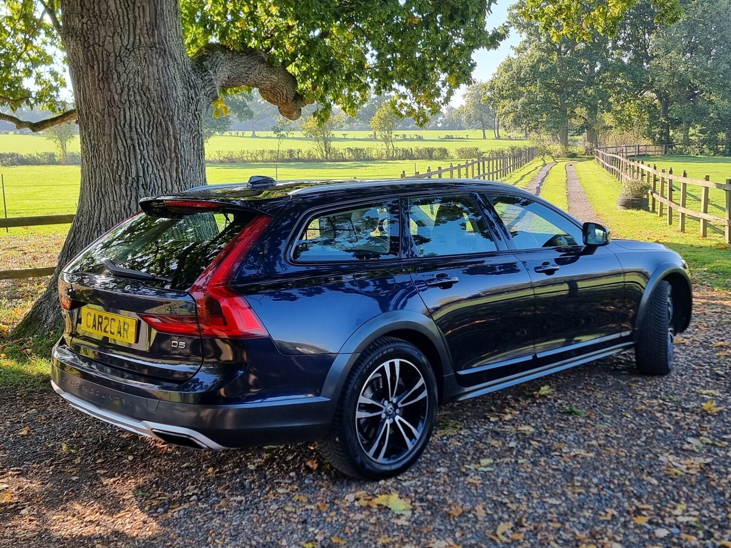 Used Volvo V90 2017 for sale - 76114092: Photo 4