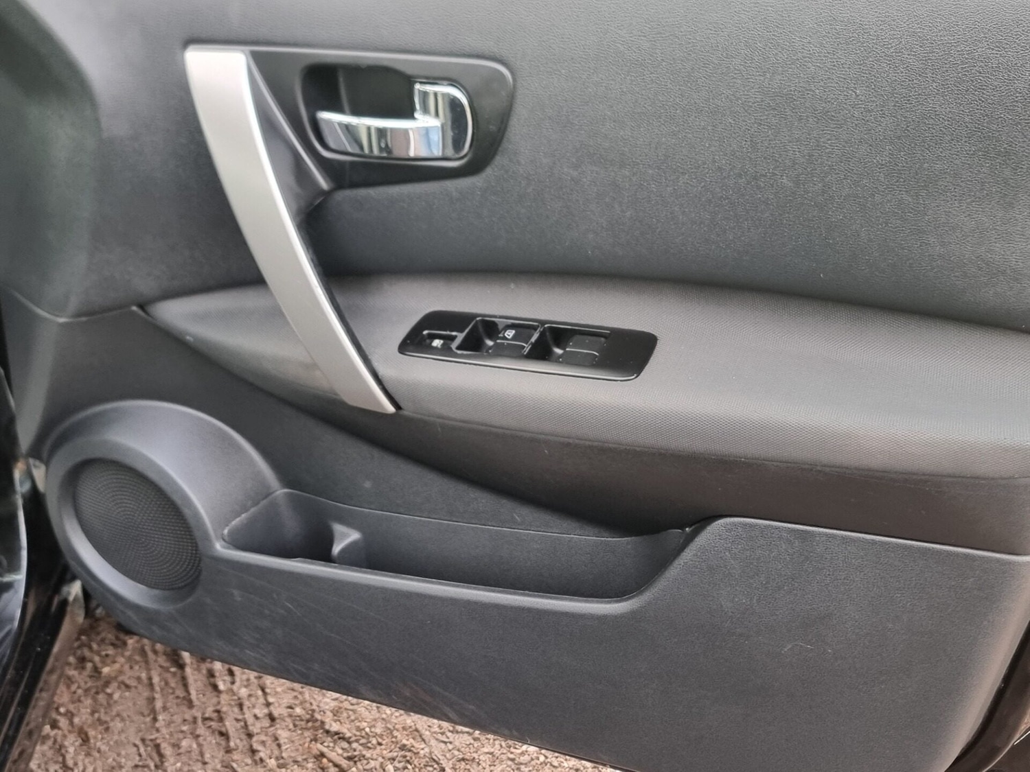 Used Nissan Qashqai 2011 for sale - 77247503: Photo 30