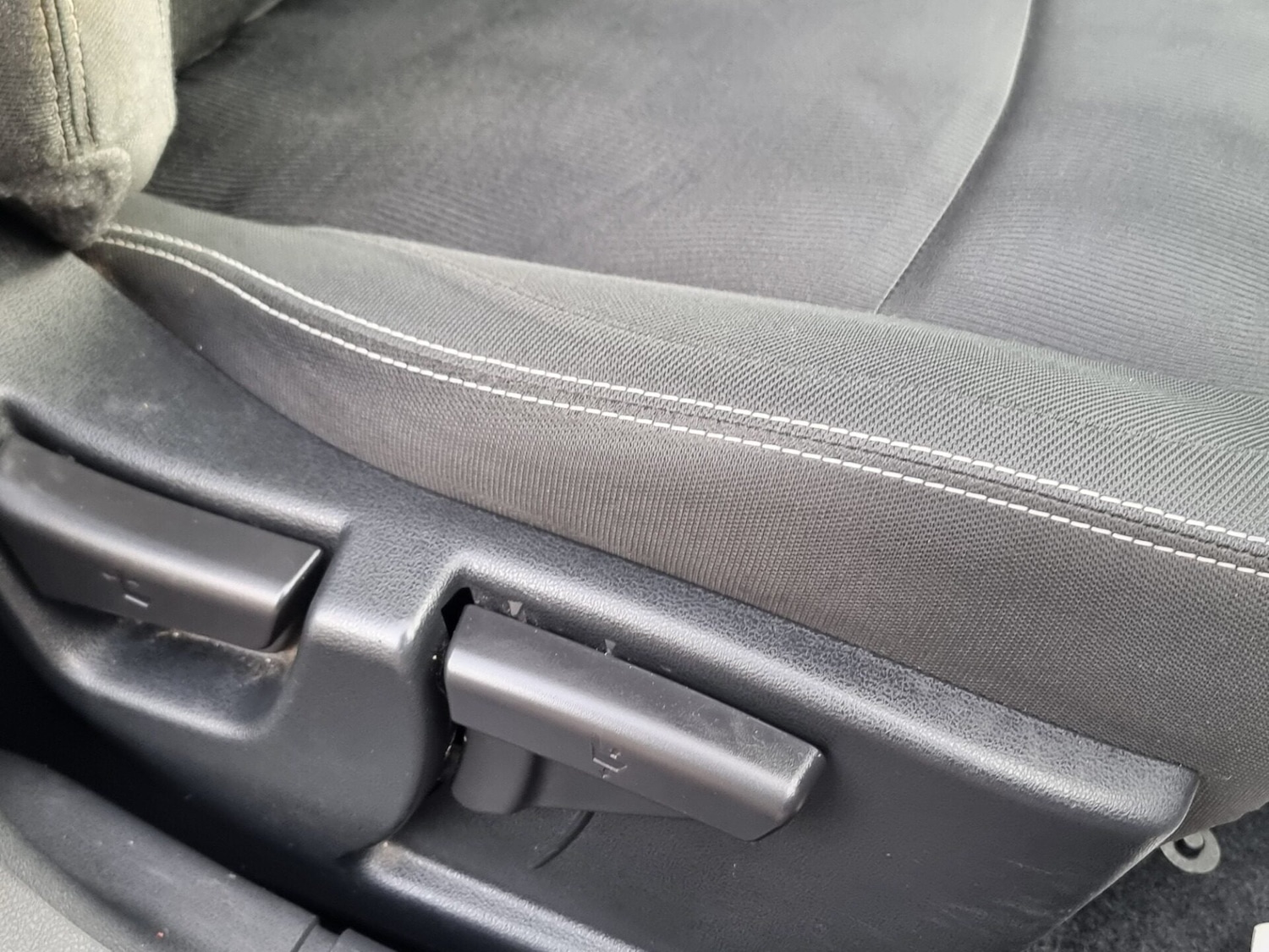 Used Nissan Qashqai 2011 for sale - 77247503: Photo 31