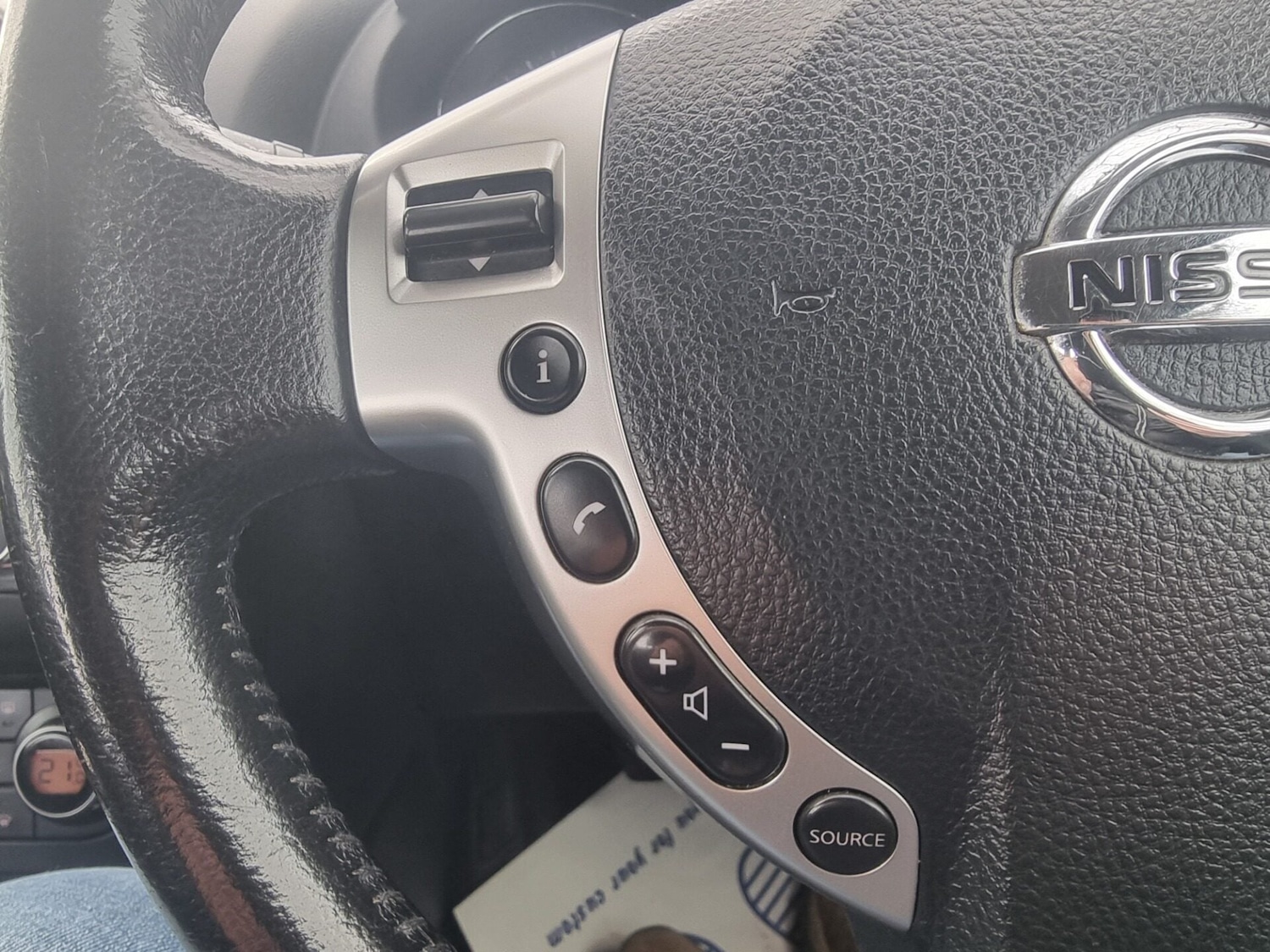 Used Nissan Qashqai 2011 for sale - 77247503: Photo 43